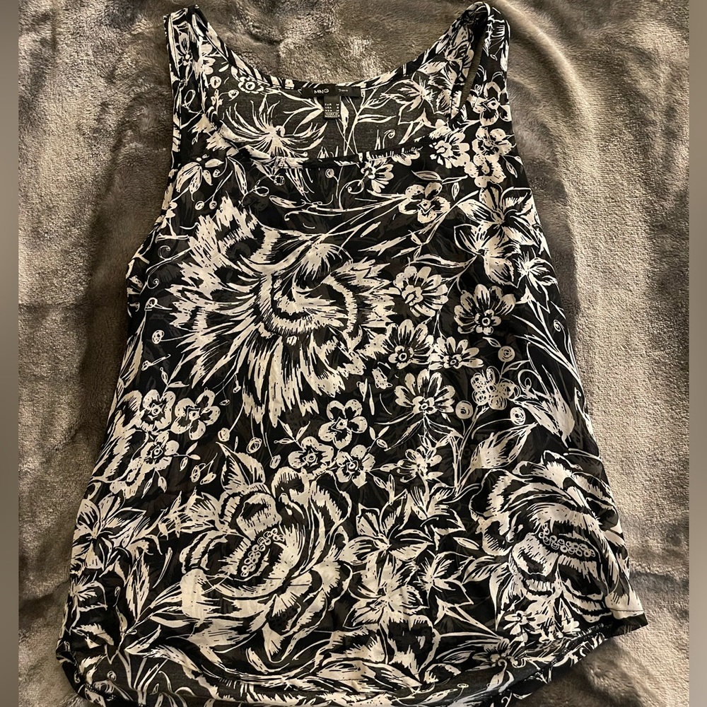 MNG suit very lightweight, sheer tank top black and white